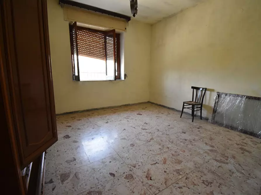 Immagine 25 di Palazzo in vendita  in Via Pedale a Sassano