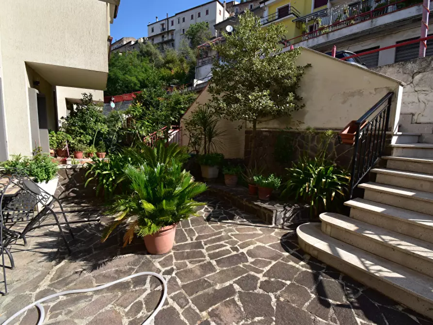 Immagine 4 di Villa in vendita  in Via Valle Mauro a Sala Consilina