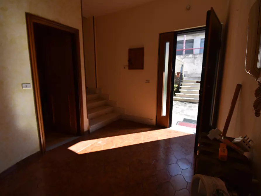 Immagine 6 di Villa in vendita  in Via Valle Mauro a Sala Consilina