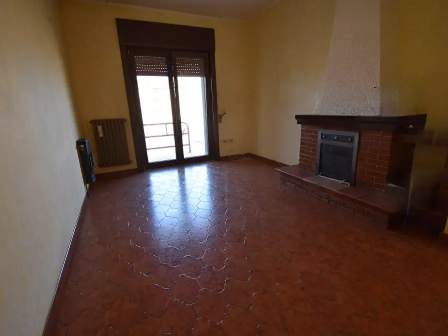 Immagine 9 di Villa in vendita  in Via Valle Mauro a Sala Consilina