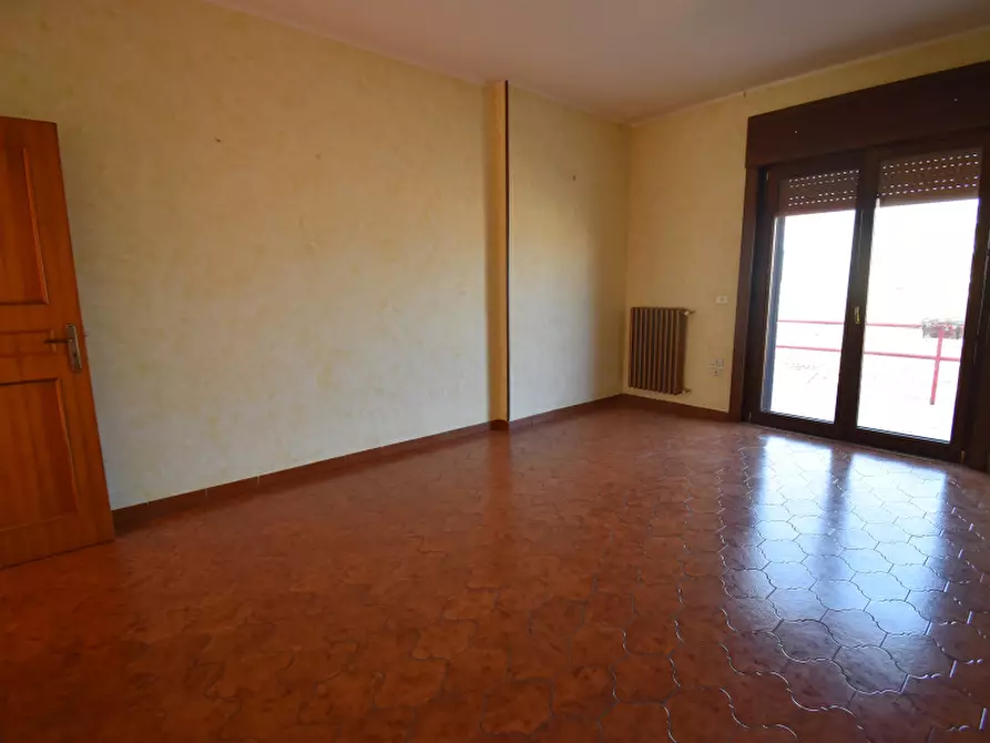 Immagine 17 di Villa in vendita  in Via Valle Mauro a Sala Consilina