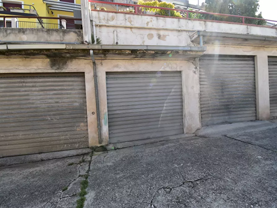 Immagine 29 di Villa in vendita  in Via Valle Mauro a Sala Consilina