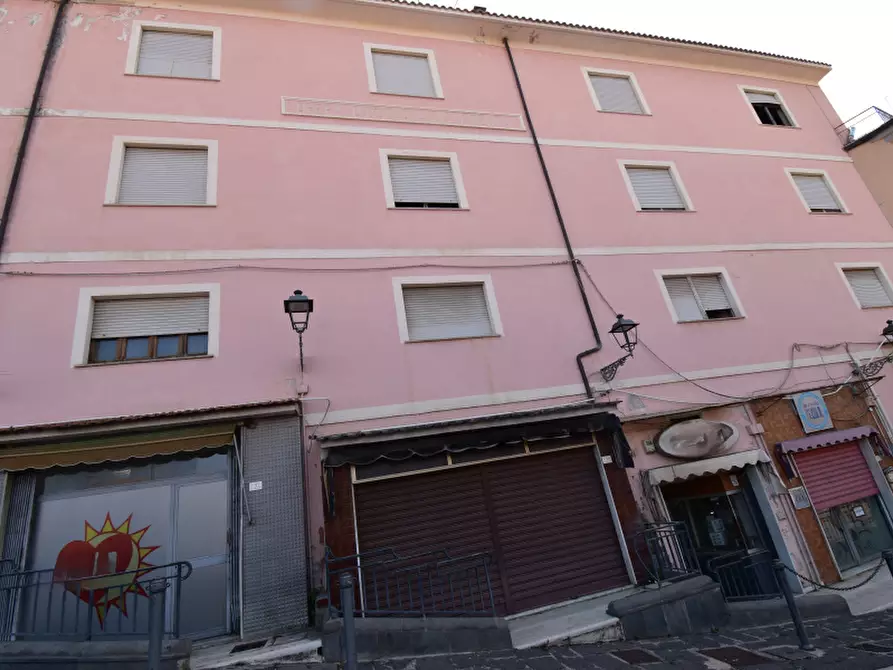 Immagine 3 di Negozio in vendita  in Via Giuseppe Garibaldi a Sala Consilina