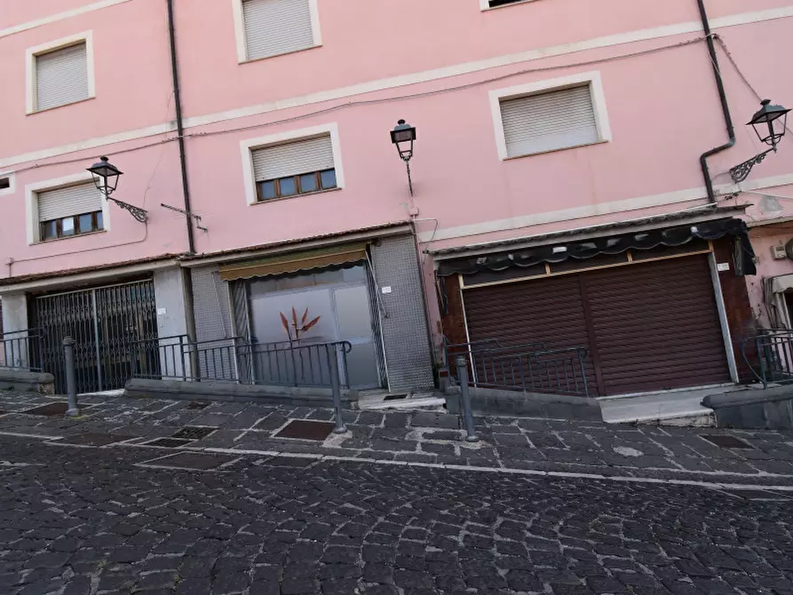 Immagine 8 di Negozio in vendita  in Via Giuseppe Garibaldi a Sala Consilina