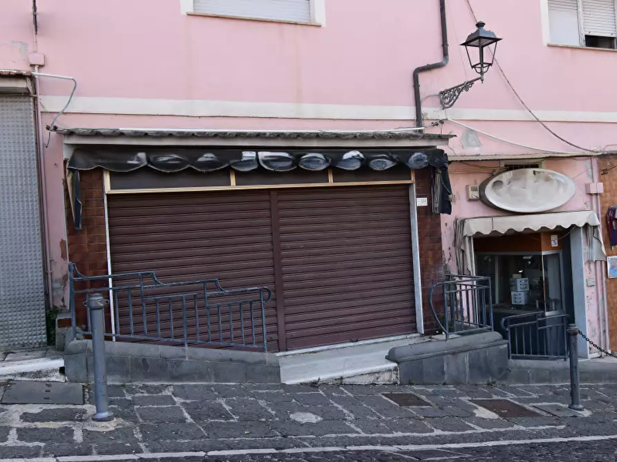 Immagine 1 di Negozio in vendita  in Via Giuseppe Garibaldi a Sala Consilina