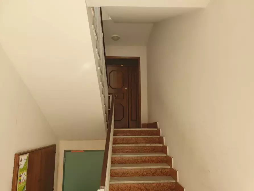 Immagine 6 di Appartamento in vendita  in Via Pozzillo a Sala Consilina