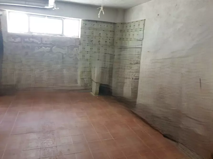 Immagine 21 di Appartamento in vendita  in Via Pozzillo a Sala Consilina