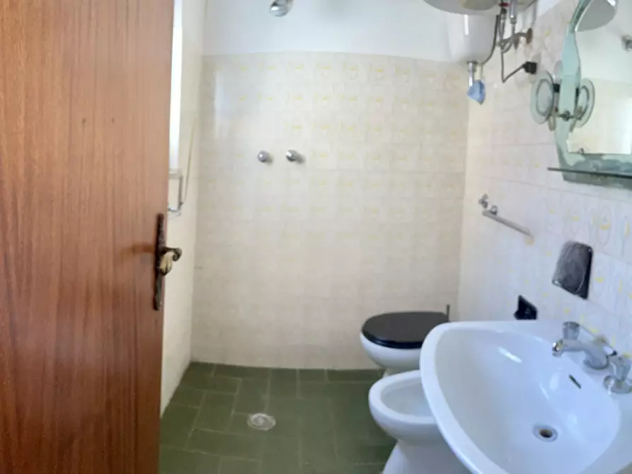 Immagine 28 di Villa in vendita  in Via Grammatico a Sala Consilina