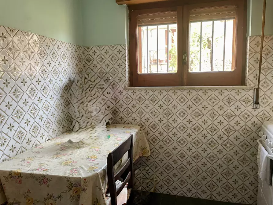 Immagine 19 di Villa in vendita  in Via Grammatico a Sala Consilina