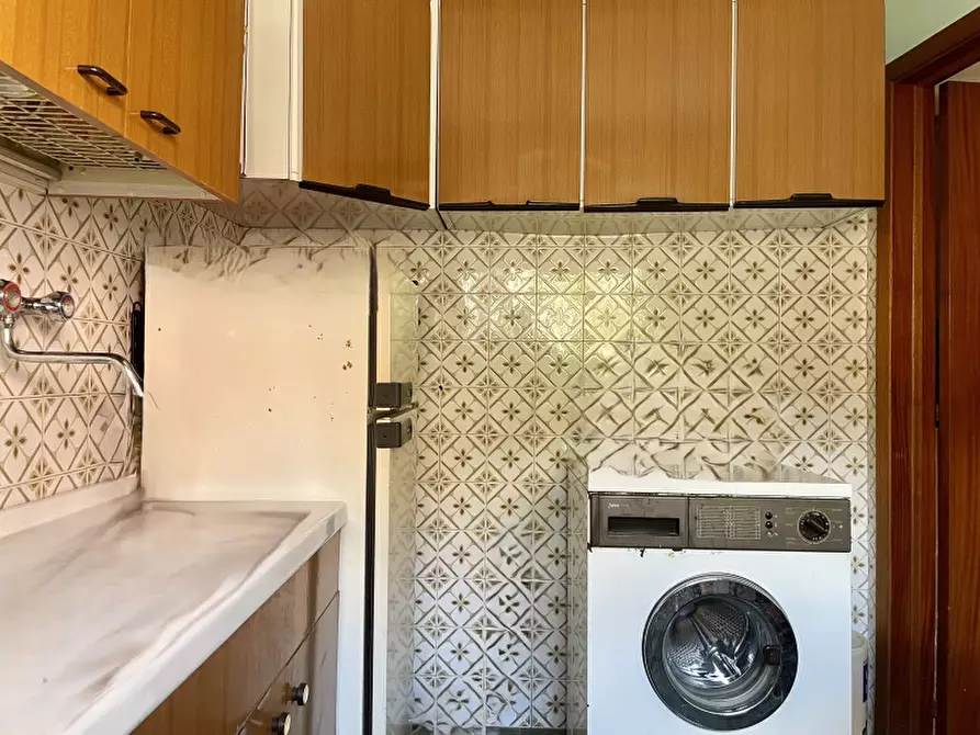 Immagine 22 di Villa in vendita  in Via Grammatico a Sala Consilina