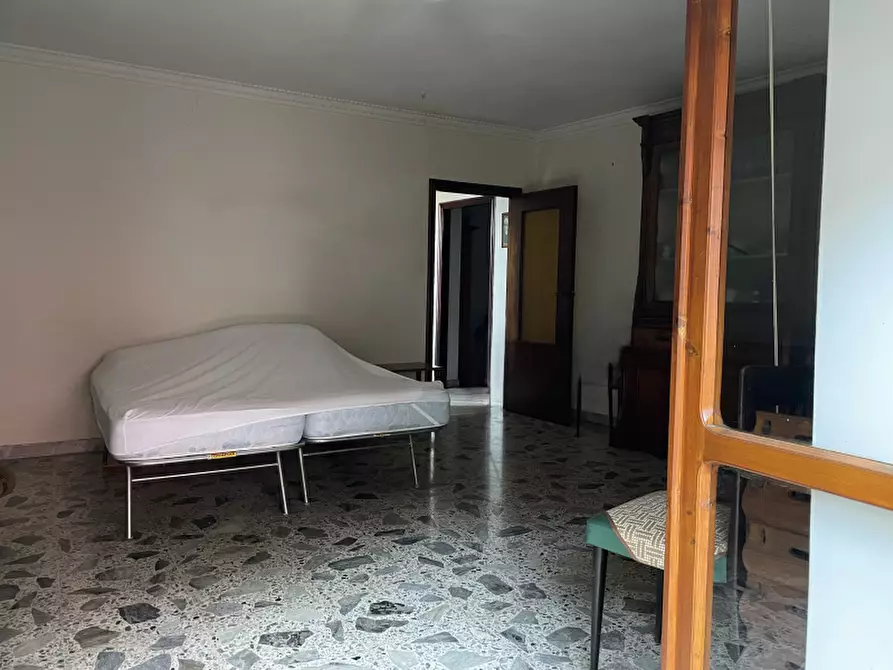 Immagine 11 di Villa in vendita  in Via Grammatico a Sala Consilina