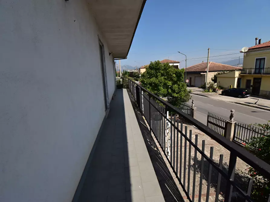 Immagine 17 di Villa in vendita  in Via Provinciale del Corticato a Teggiano