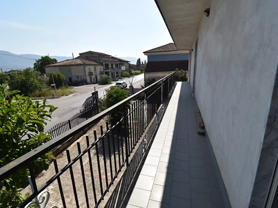 Immagine 20 di Villa in vendita  in Via Provinciale del Corticato a Teggiano