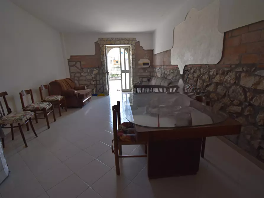 Immagine 2 di Villa in vendita  in Via Provinciale del Corticato a Teggiano