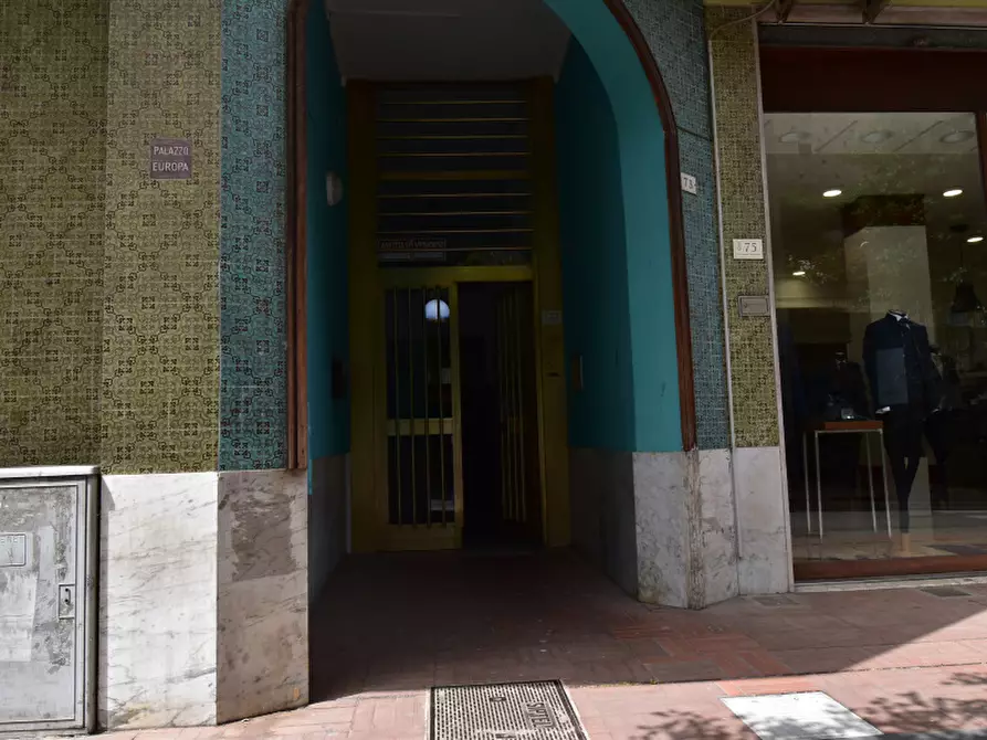 Immagine 3 di Appartamento in vendita  in Via Mezzacapo a Sala Consilina