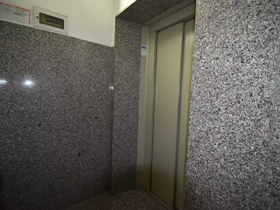 Immagine 7 di Appartamento in vendita  in Via Mezzacapo a Sala Consilina