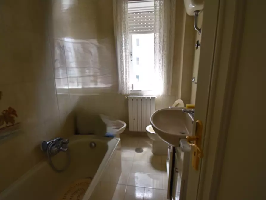 Immagine 18 di Appartamento in vendita  in Via Mezzacapo a Sala Consilina