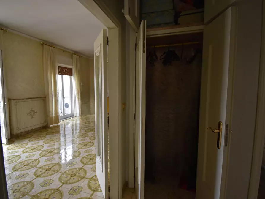 Immagine 19 di Appartamento in vendita  in Via Mezzacapo a Sala Consilina