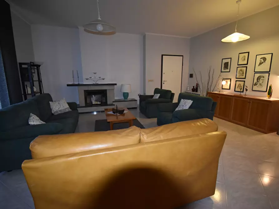 Immagine 9 di Villa in vendita  in Via Croce a Sassano