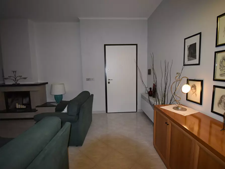 Immagine 18 di Villa in vendita  in Via Croce a Sassano