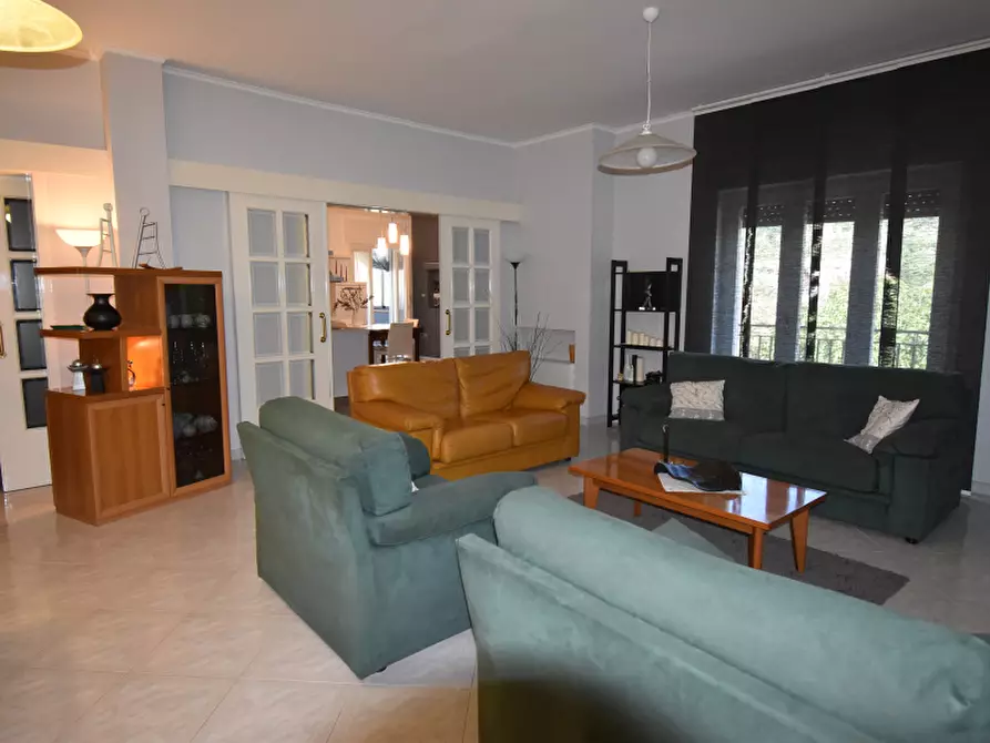 Immagine 19 di Villa in vendita  in Via Croce a Sassano