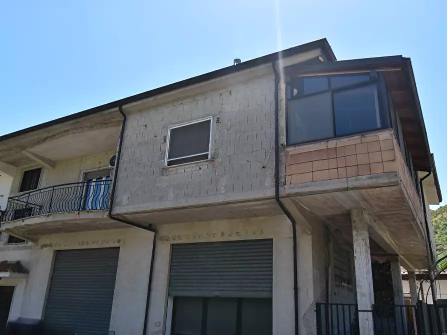 Immagine 24 di Villa in vendita  in Via Croce a Sassano