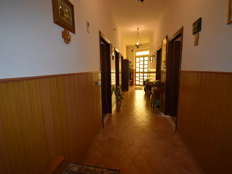 Immagine 6 di Villa in vendita  in Via Michele Spina a Monte San Giacomo