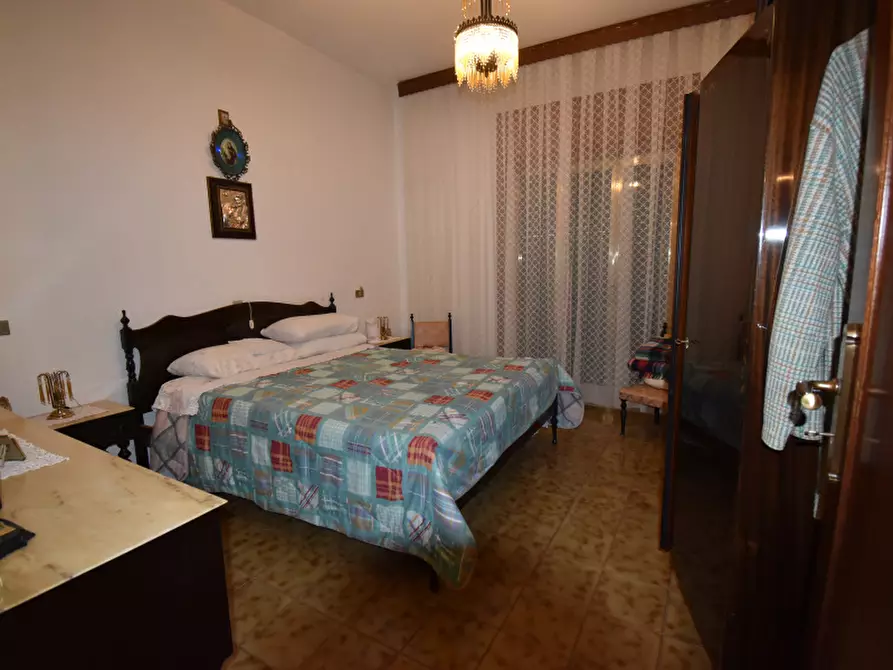 Immagine 8 di Villa in vendita  in Via Michele Spina a Monte San Giacomo