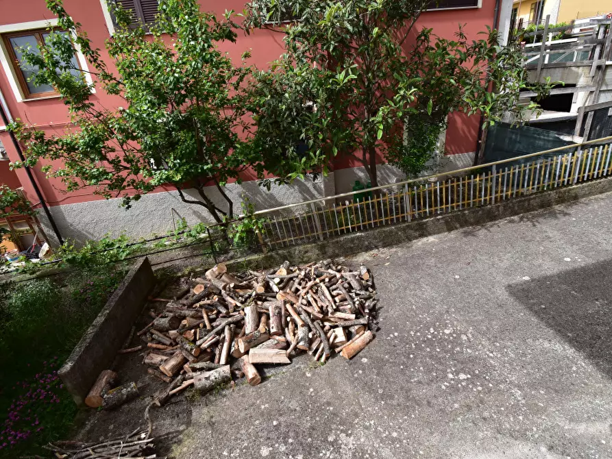 Immagine 16 di Villa in vendita  in Via Michele Spina a Monte San Giacomo