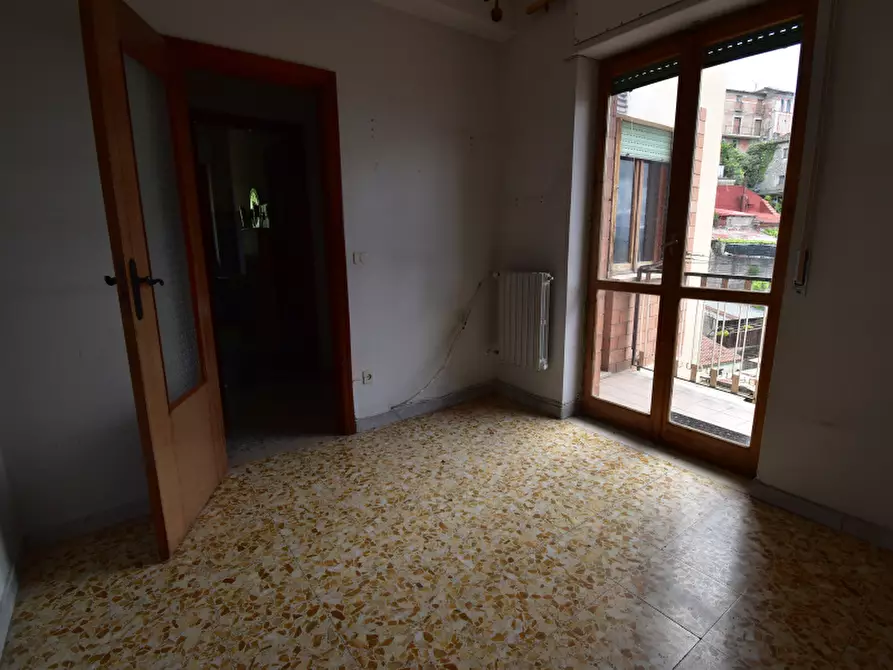 Immagine 15 di Appartamento in vendita  in Via Daniele Manin a Sala Consilina