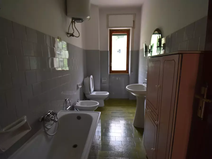 Immagine 16 di Appartamento in vendita  in Via Daniele Manin a Sala Consilina