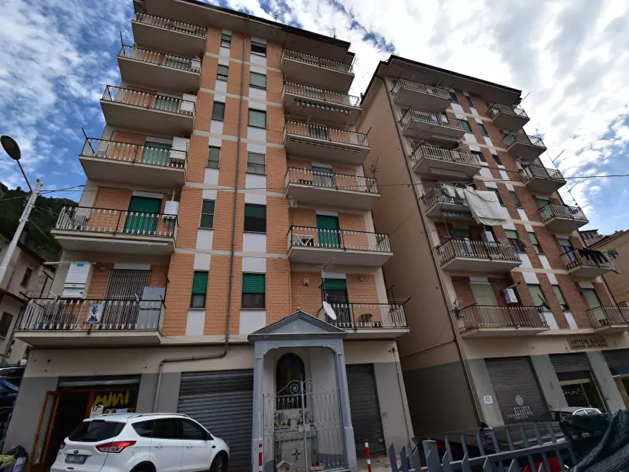 Immagine 32 di Appartamento in vendita  in Via Daniele Manin a Sala Consilina