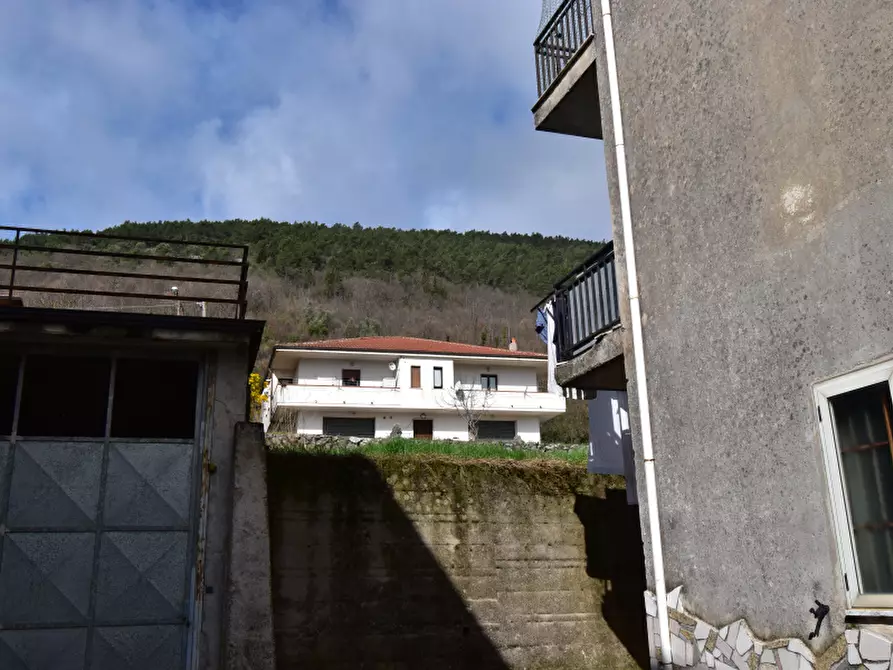 Immagine 7 di Villa in vendita  in Via Rocco di Cillo a Buonabitacolo