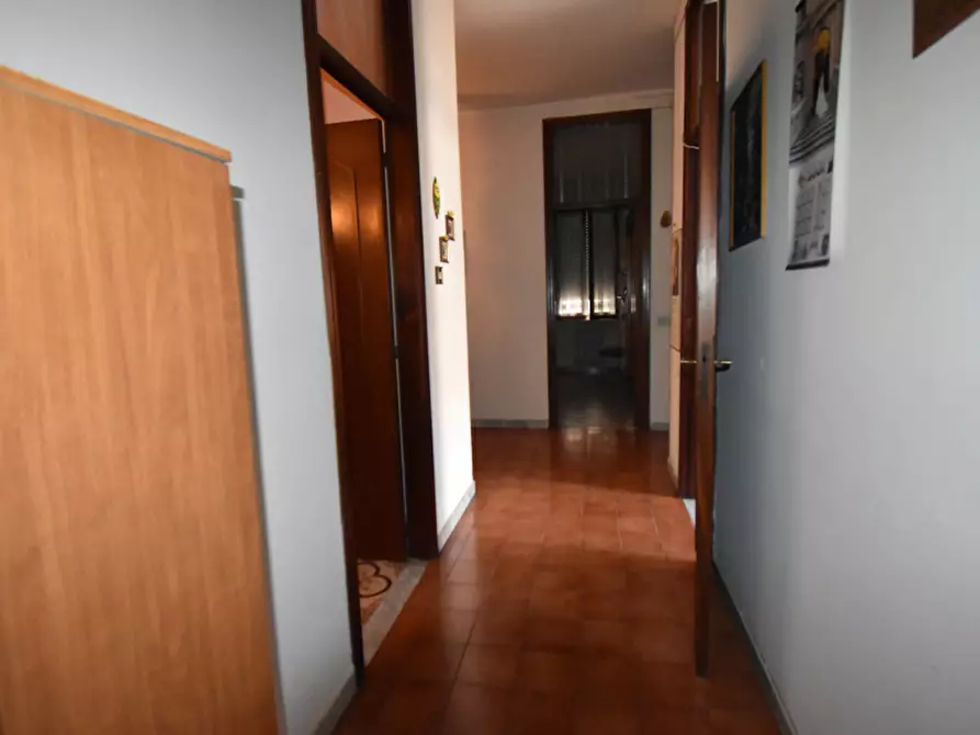 Immagine 14 di Appartamento in vendita  in Via Luigi Sturzo a Sala Consilina