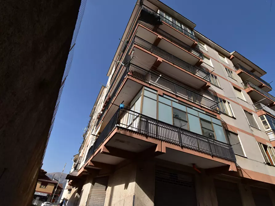 Immagine 23 di Appartamento in vendita  in Via Luigi Sturzo a Sala Consilina