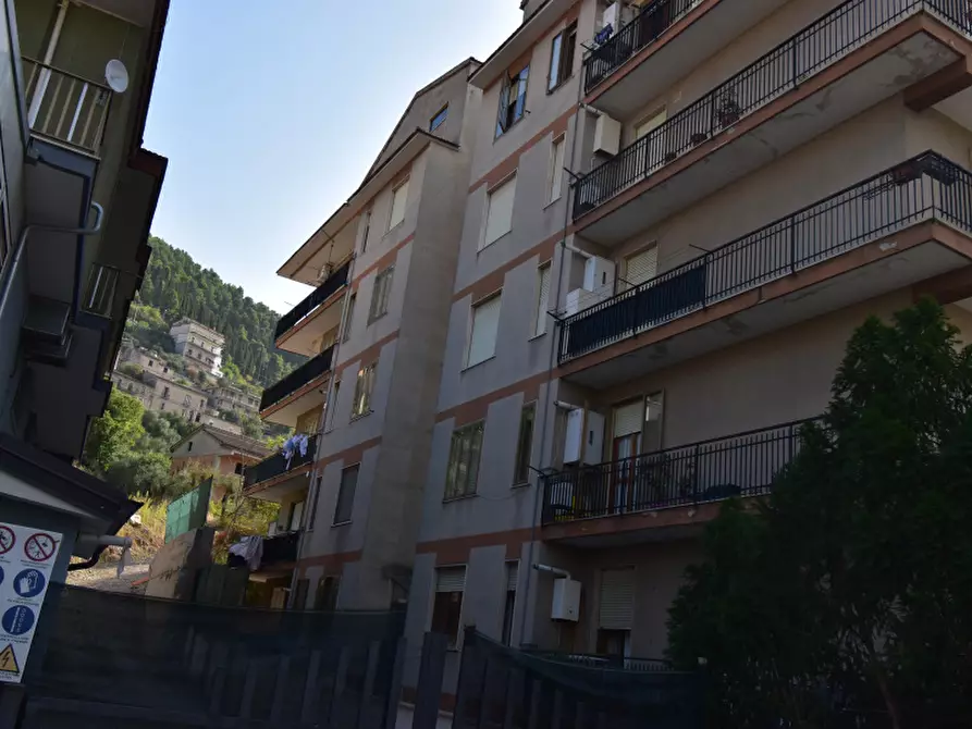 Immagine 27 di Appartamento in vendita  in Via Luigi Sturzo a Sala Consilina