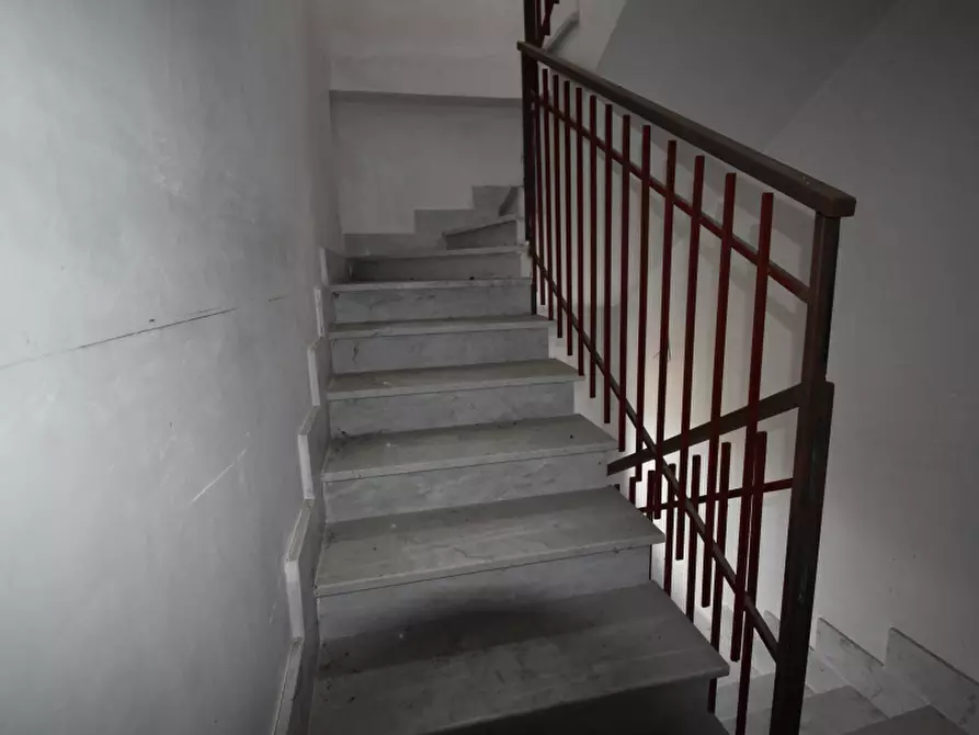 Immagine 9 di Palazzo in vendita  in Via Trinità a Sala Consilina