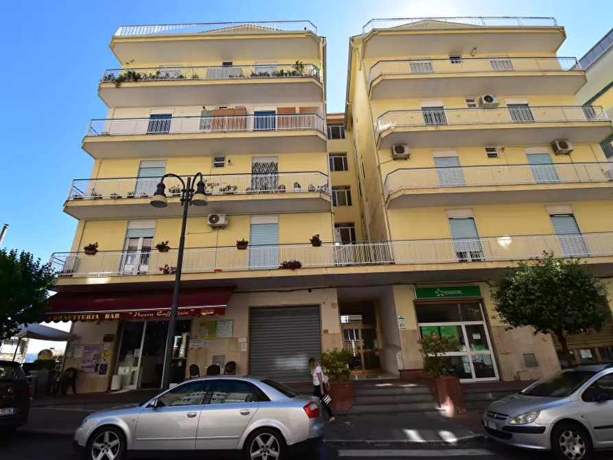 Immagine 23 di Appartamento in vendita  in Via Mezzacapo a Sala Consilina