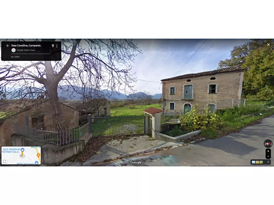 Immagine 1 di Palazzo in vendita  in Termini-Sant'Agata a Sala Consilina