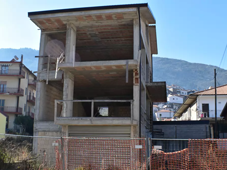 Immagine 3 di Palazzo in vendita  in Via Roma a Sassano