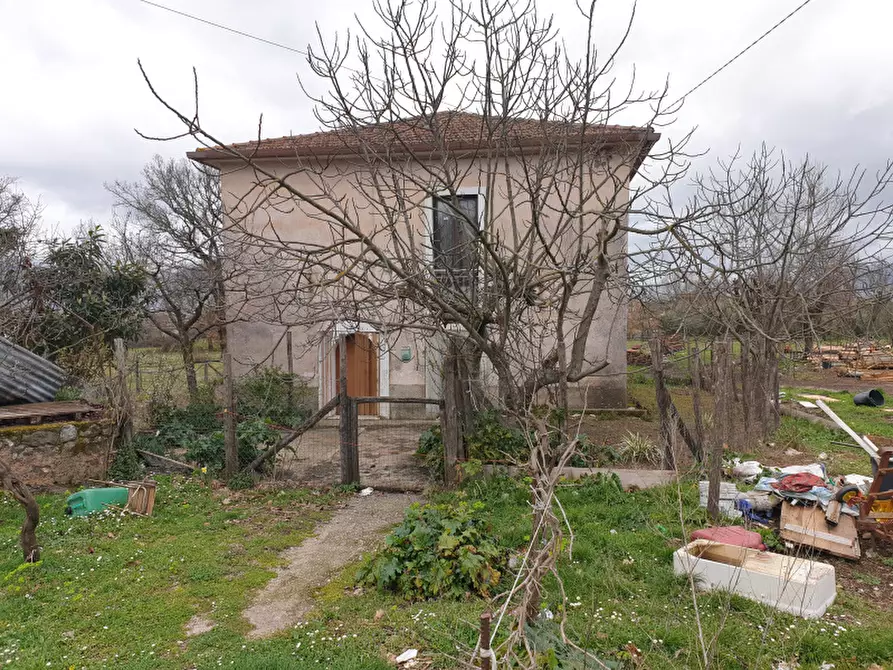 Immagine 1 di Rustico / casale in vendita  in Strada Comunale Rifrezza a Padula