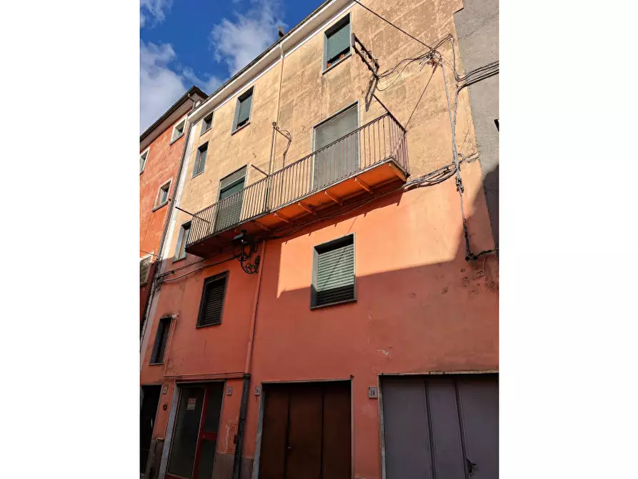 Immagine 1 di Palazzo in vendita  in Via Giovan Battista Armagno a Sant'arsenio