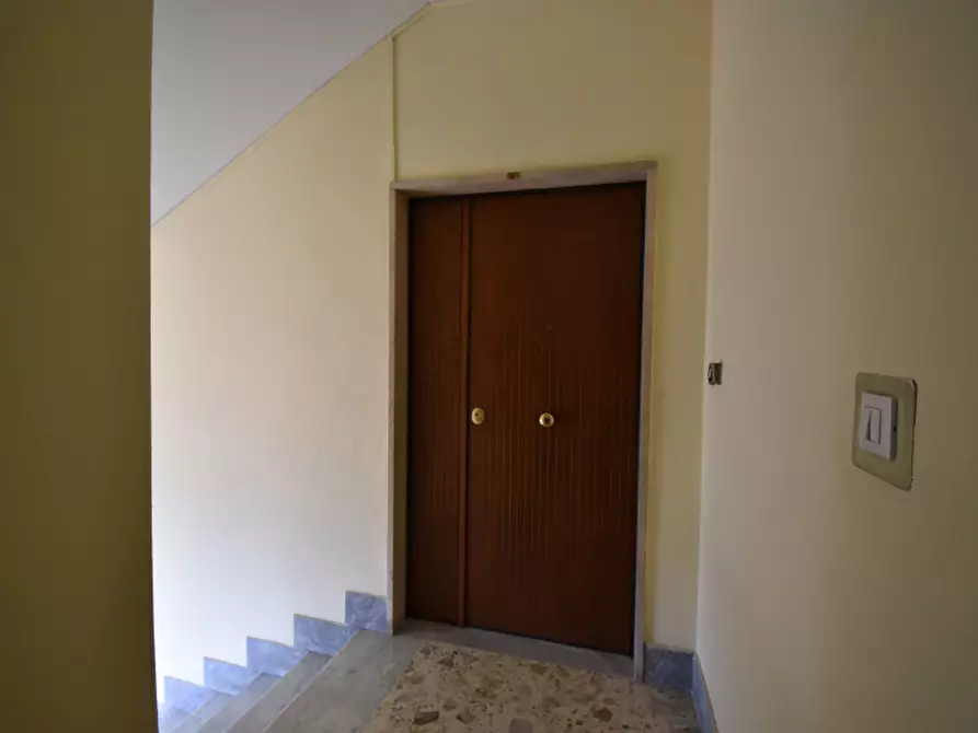 Immagine 13 di Appartamento in vendita  in Vico Accorciatoia Corso del Popolo a Padula