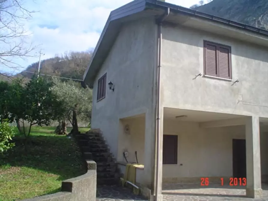 Immagine 4 di Villa in vendita  in Strada Statale Fondo Valle Noce a Trecchina