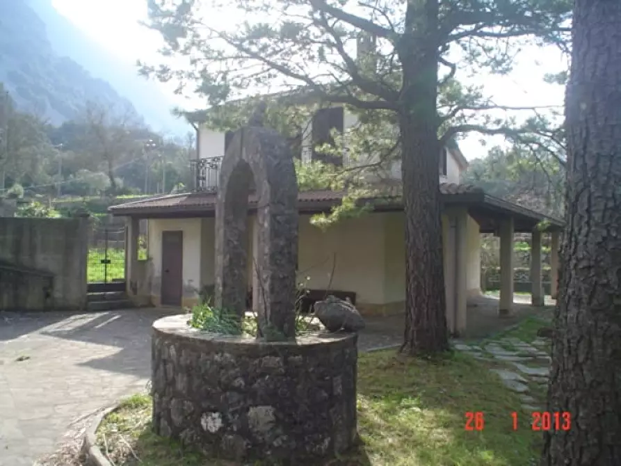 Immagine 6 di Villa in vendita  in Strada Statale Fondo Valle Noce a Trecchina