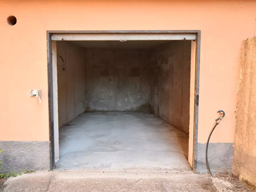 Immagine 6 di Box auto in vendita  in Via Luigi Sturzo a Sala Consilina