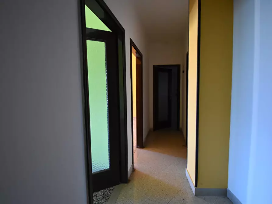 Immagine 2 di Appartamento in vendita  in Via Giacomo Matteotti a Sala Consilina