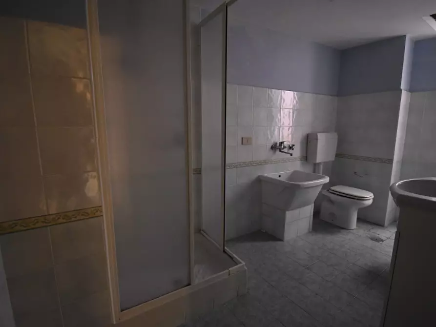 Immagine 5 di Appartamento in vendita  in Via Giacomo Matteotti a Sala Consilina