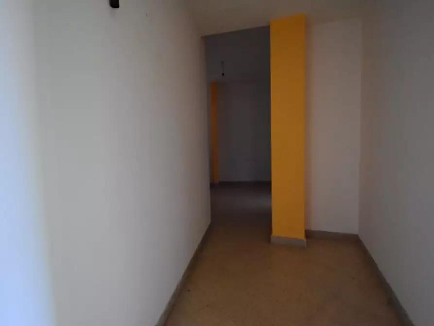 Immagine 7 di Appartamento in vendita  in Via Giacomo Matteotti a Sala Consilina