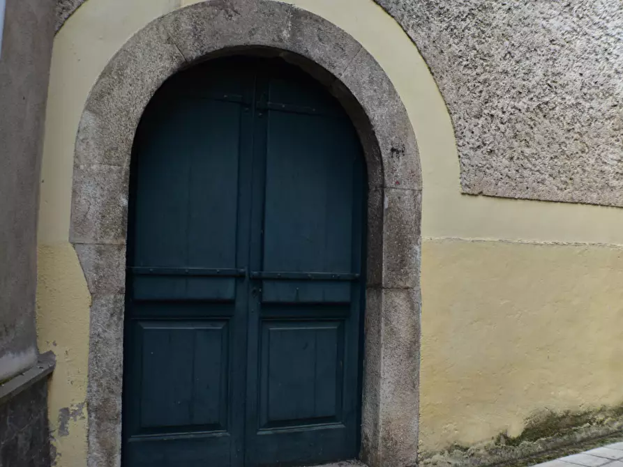 Immagine 15 di Palazzo in vendita  in Via Sant'Andrea a Teggiano